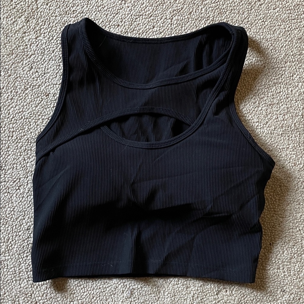 Kamo Fitness Black Ribbed Cutout Sports Bra size small